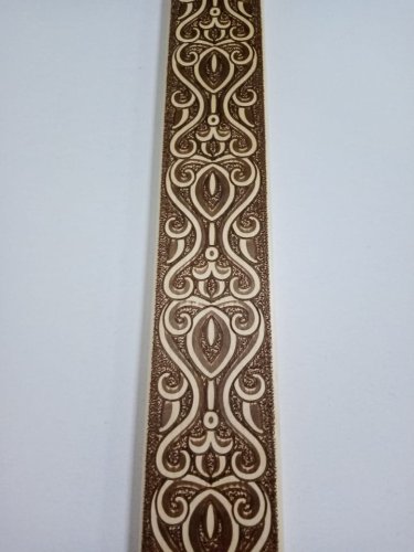 детальное фото наличник горячего тиснения старина белый липа 70*2,2 пэм в интернет-магазине Дачный Эксперт